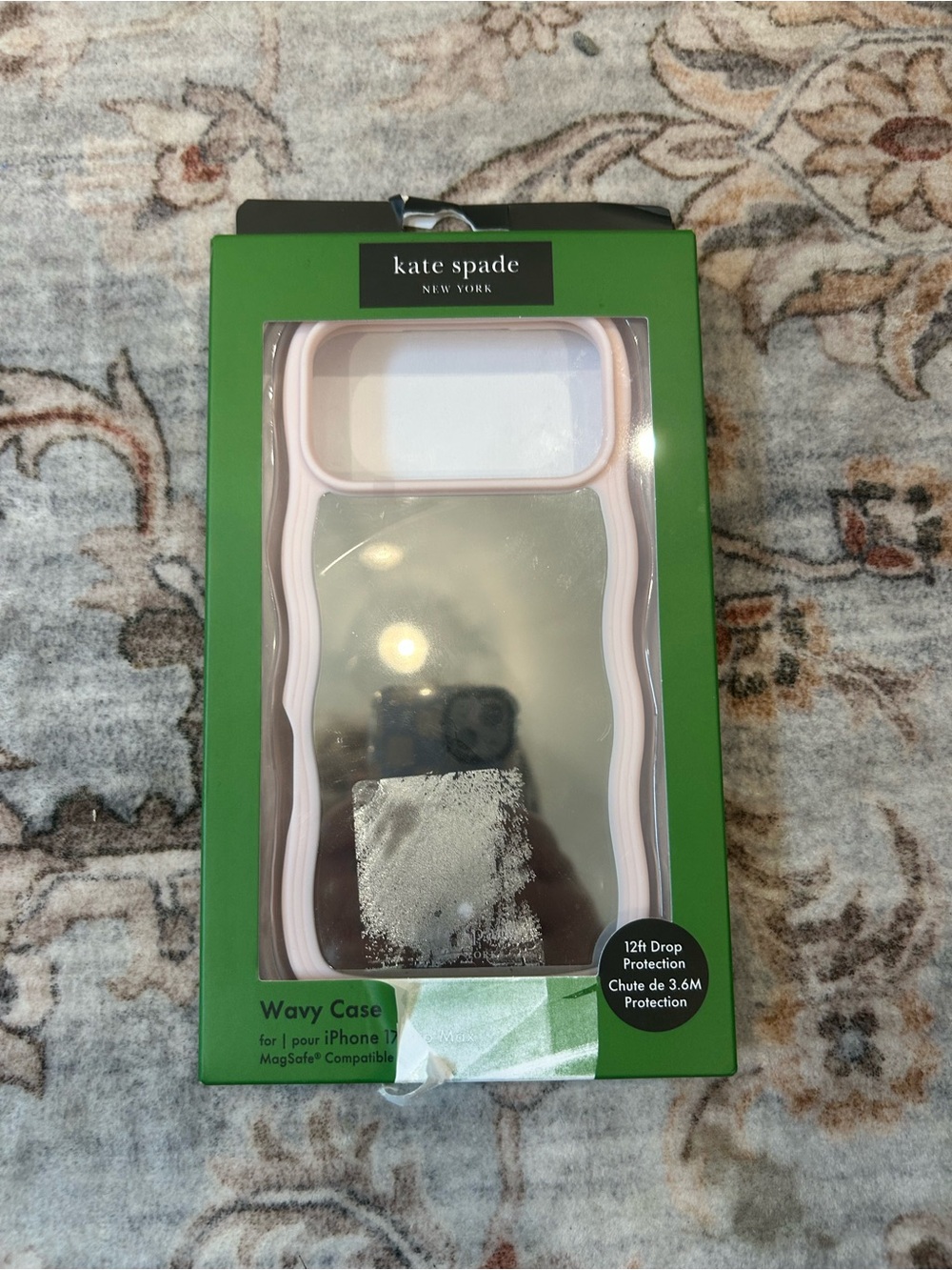 New Sealed Kate Spade Light Pink Wavy Mirrored Case for IPhone 17 Pro Max